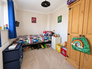 Bedroom- click for photo gallery